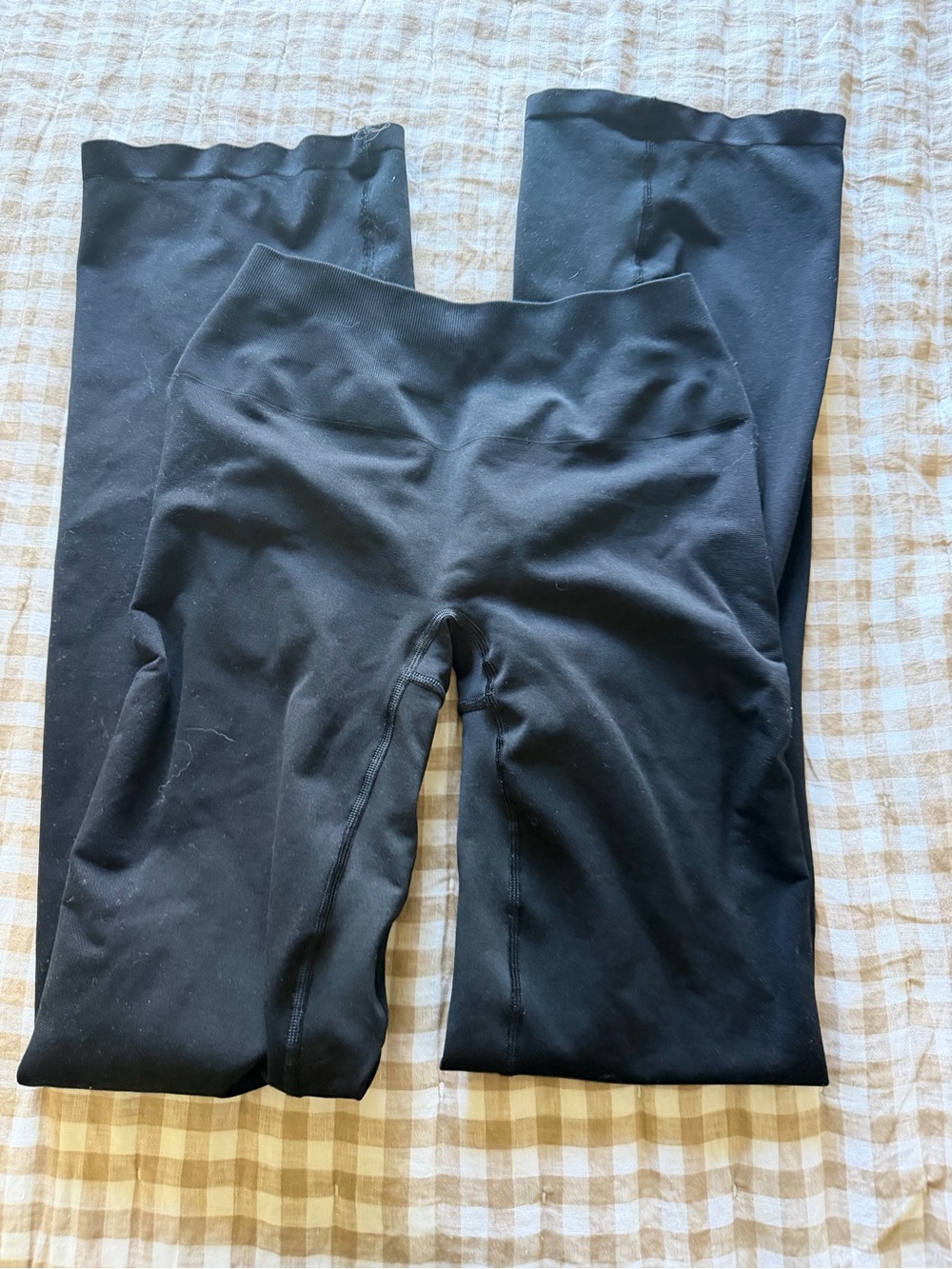 Alphalete PUMP flared leggings - Picture 2 of 2